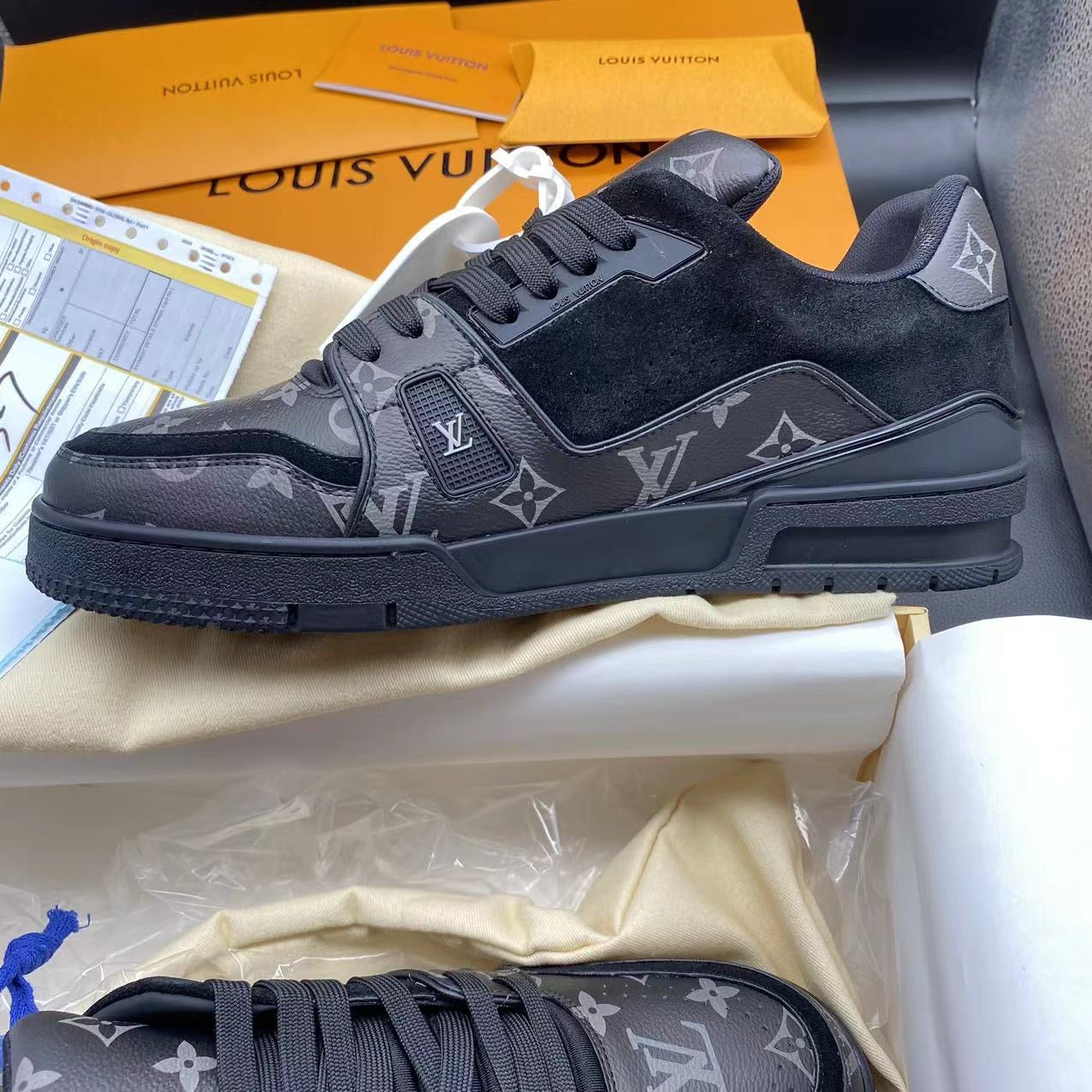 Black Louis Vuitton Top Quality Replica Shoes